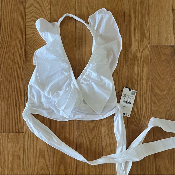 Zara Tops - Zara white backless halter